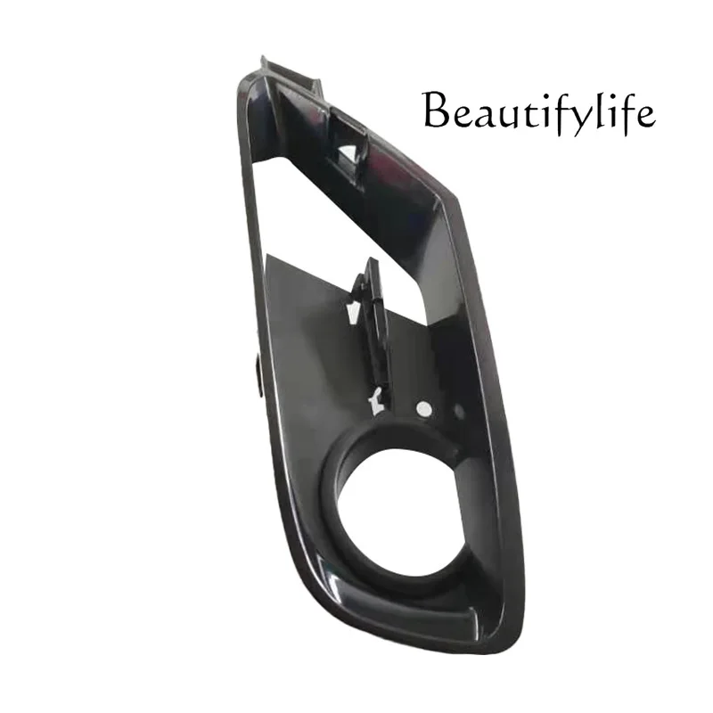 

Подходит для вентиляционной решетки передней планки F30, противотуманной козырьки, рамки противотуманных фар 51117300739/740.