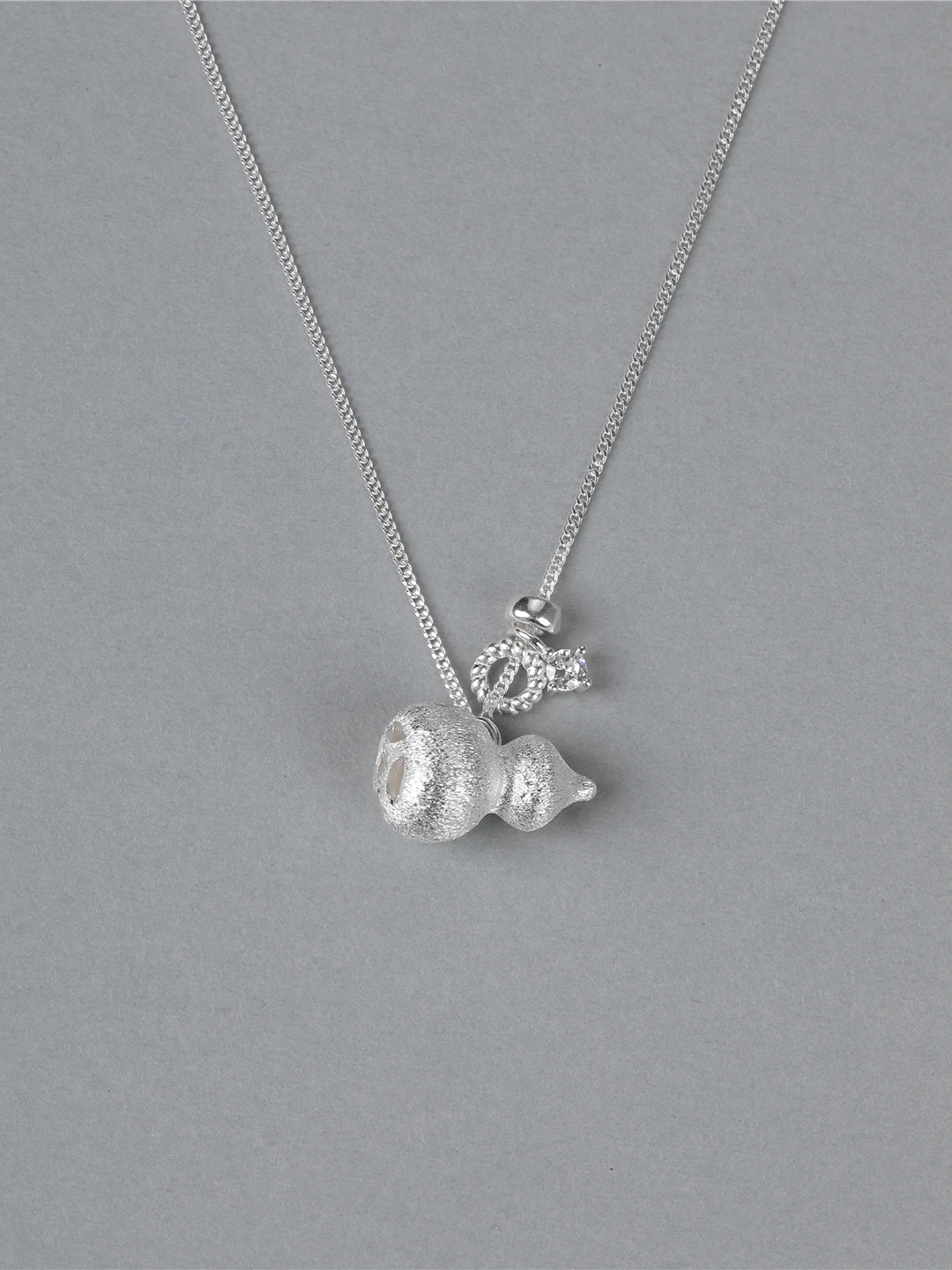

Fanling Original Design S925 Sterling Silver Sand Gourd Necklace Matte Warm Guard Good Fortune Gift Fashionable Jewelry