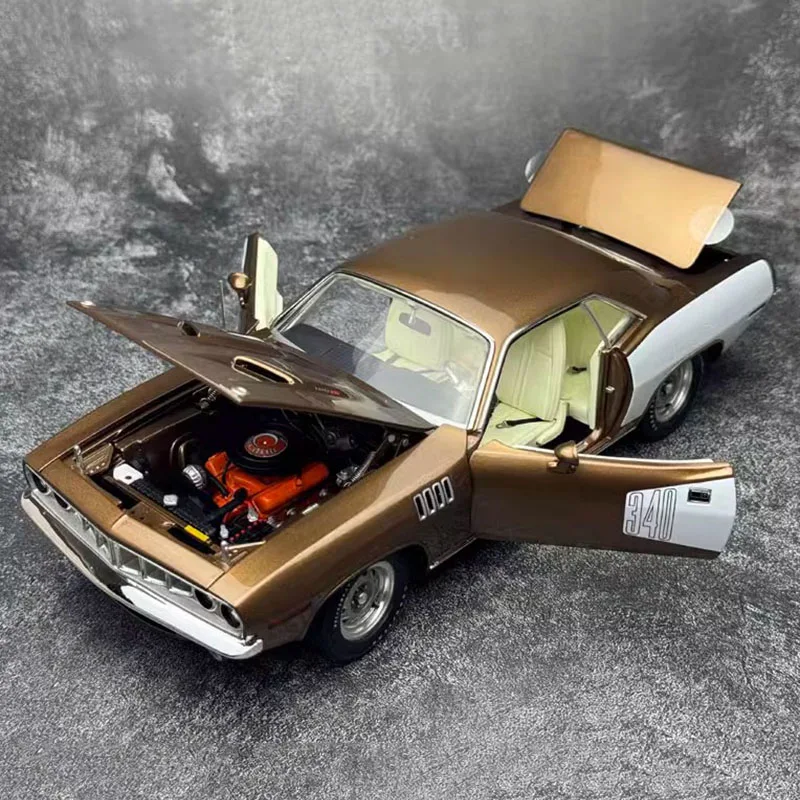 ACME 1:18 Plymouth Cuda 1971 muscle simulation alloy car model