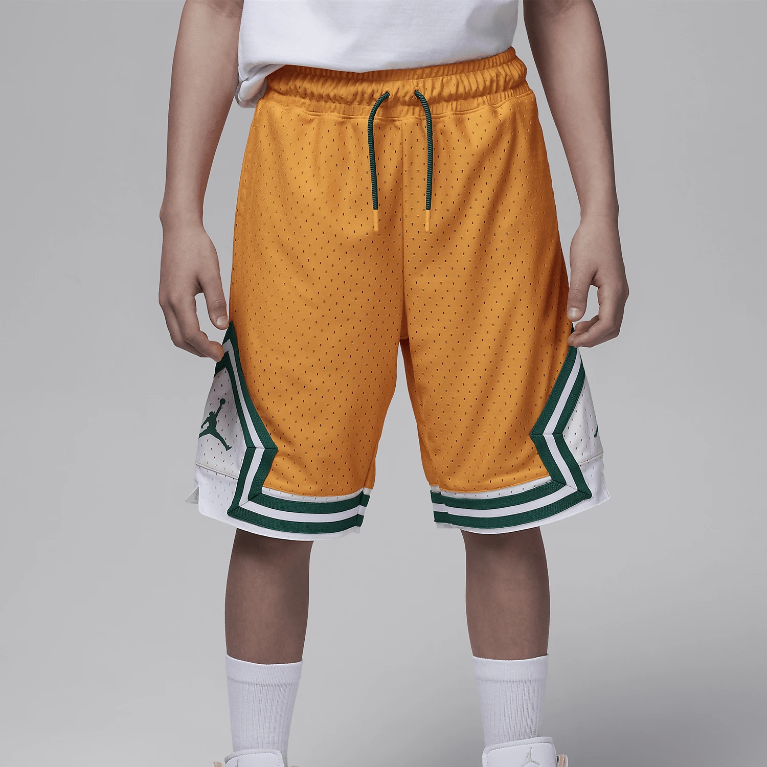 

Дышащие брюки свободного кроя Nike Authentic JORDAN для мальчиков DR8097-897