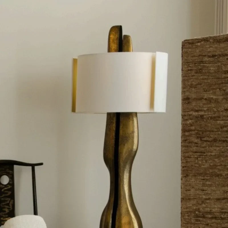 

All-copper floor lamp model house exhibition hall living room light luxury decoration bedroom lamps