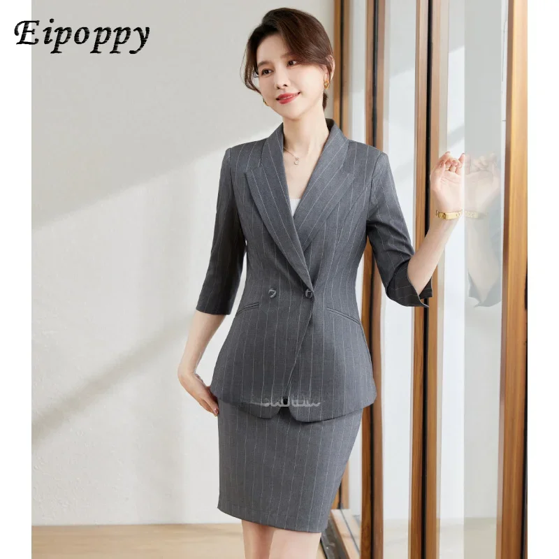 High end professional suit set with three quarter sleeves for women