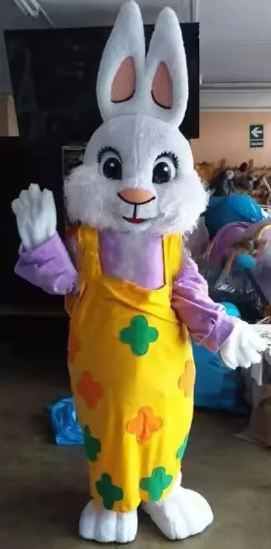 Anime Zwart Konijn Mascotte Kostuum Bunny Cosplay Kostuums Volwassen Deluxe Wandelpop Kleden Reclameceremonie Themafeest Pr - afbeelding 1