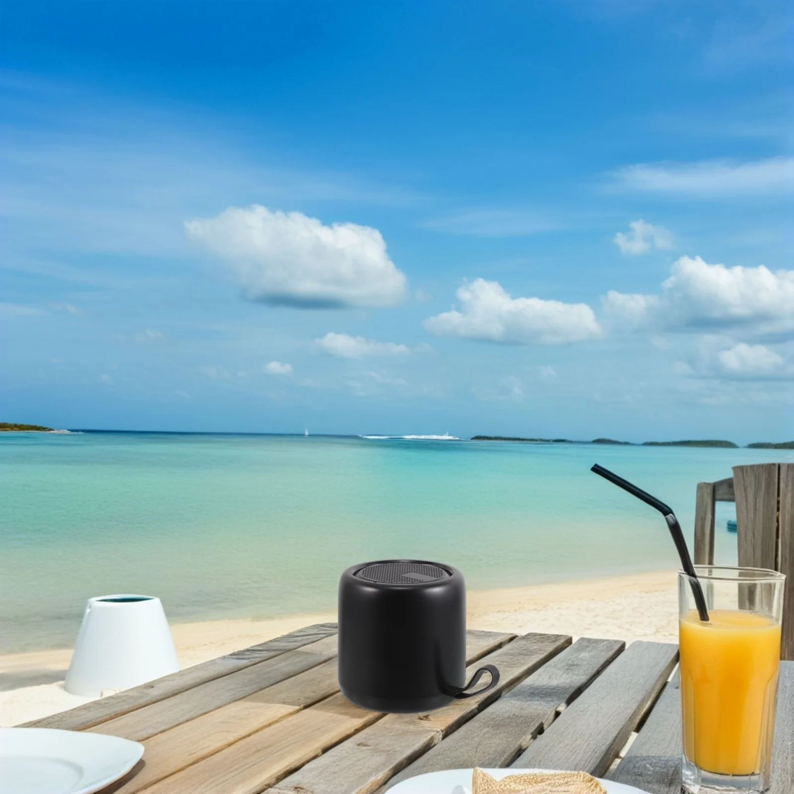 

Mini Speaker Cylinder Design Ipx4 Waterproof Portable Wireless Speaker for Outdoor Travel Party Use Strong Bass