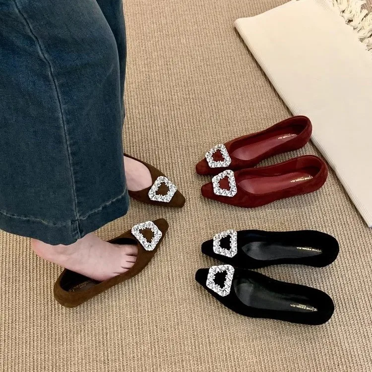 Women's French Retro Pointed Rhinestone Low-Cut Flats 2026 New Versatile Suede Soft Sole Loafers