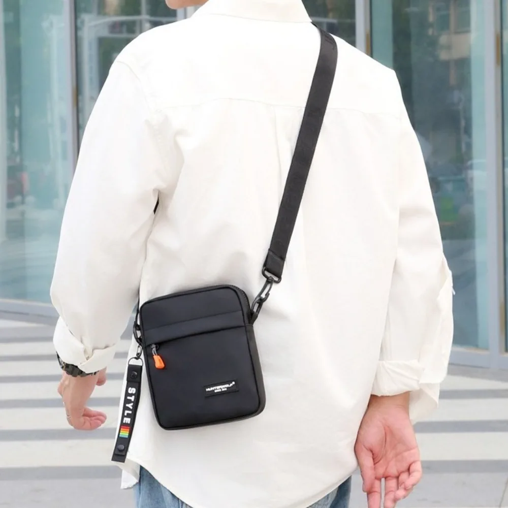 PU Leather Men's Crossbody Bag Japanese Style Smooth Shoulder Bag Multi Functional Anti-Splash Water Sports Fitness Pouch Travel