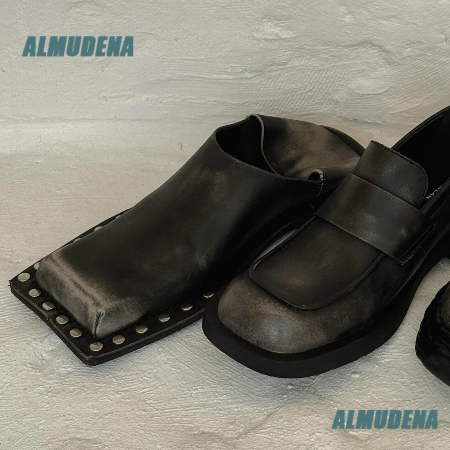 Square Toe Leather Slip On Shoes Studded Edge Mules Distressed Leather 2-Way Wear Backless Loafers for Men Trendy Men's Shoes