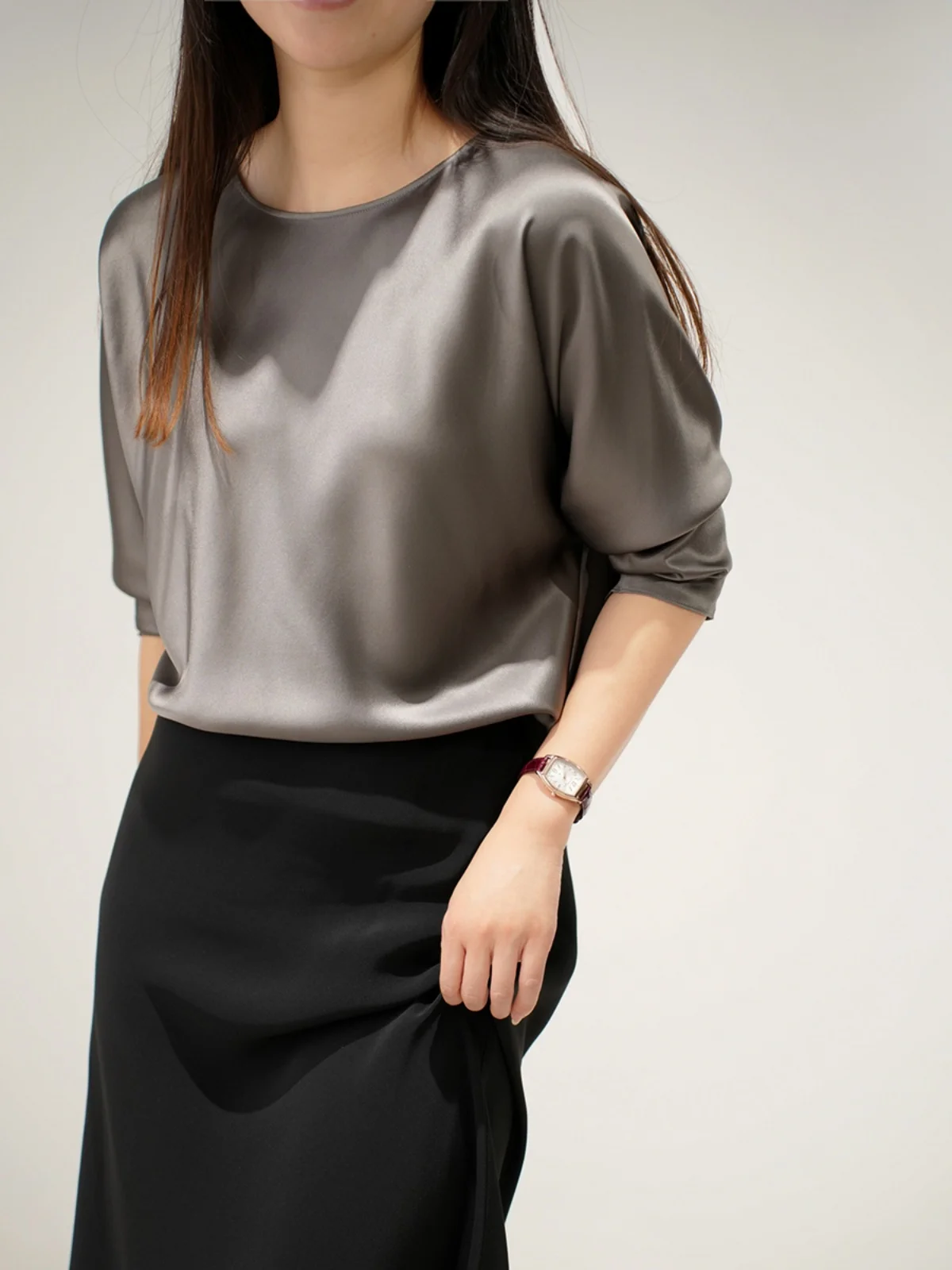 

Long Sve Silk T-irt round Ne Silk Summer Sle Women's Faion Straight Cut Classic Pattern Thin Ma...