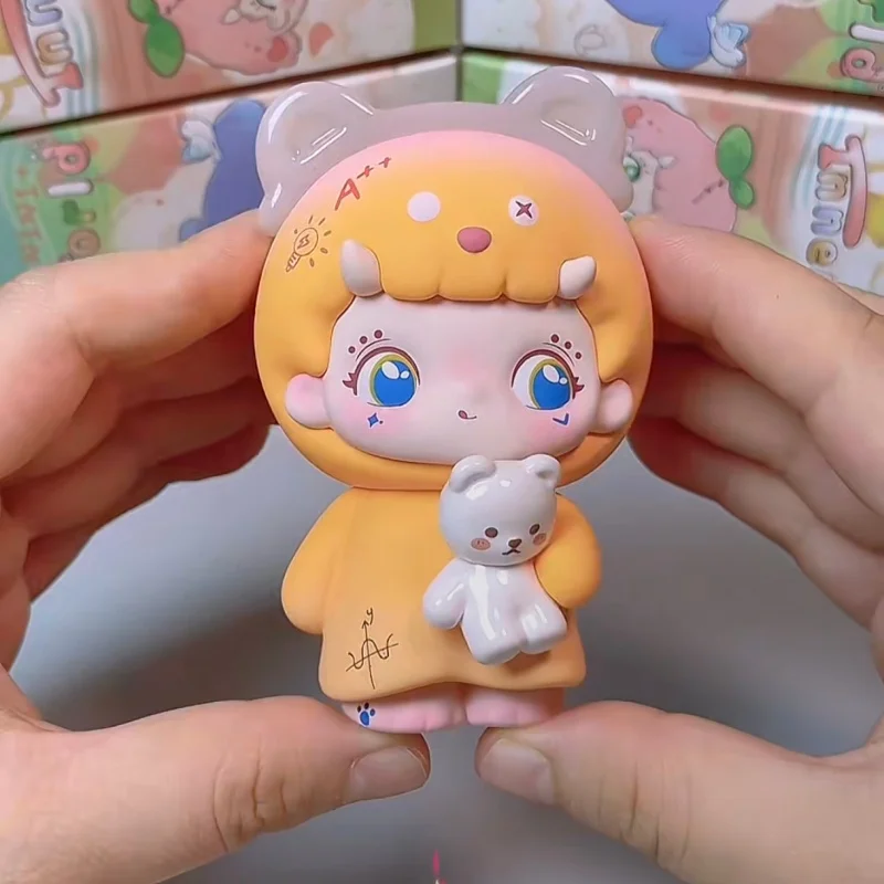 حقيقي Wiwi سلسلة العالم الداخلي صندوق أعمى صغير دمية لطيف لعبة عصرية هدية تزيين المنزل لفتاة صندوق غامض الشكل القابل للجمع