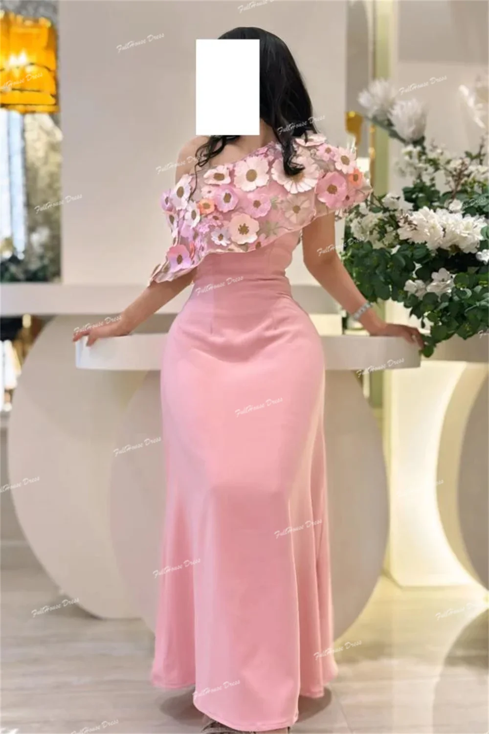 사용자 정의 만든 우아한 민소매 꽃 아플리케 레이스 a 라인 이브닝 드레스 차 길이 솔리드 백리스 파티 드레스 robes de soirée