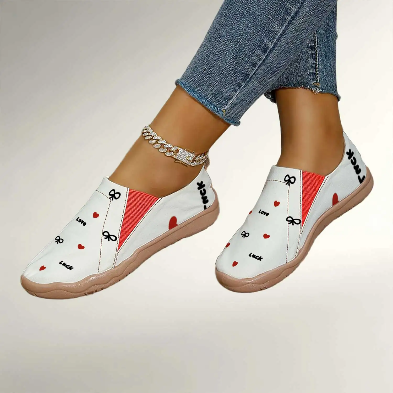 Heart-Shaped Bow Print Wide-Fit Slip-On Shoes for Women, Soft-Soled Loafers, Wide-Toe Large Size Casual Shoes for Moms