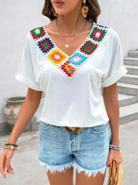 

Women's T-Shirt Summer 2026 Ethnic Style Embroidered Patchwork V-Neck T-Shirt Top Solid Color Casual Versatile Daily T-Shirt