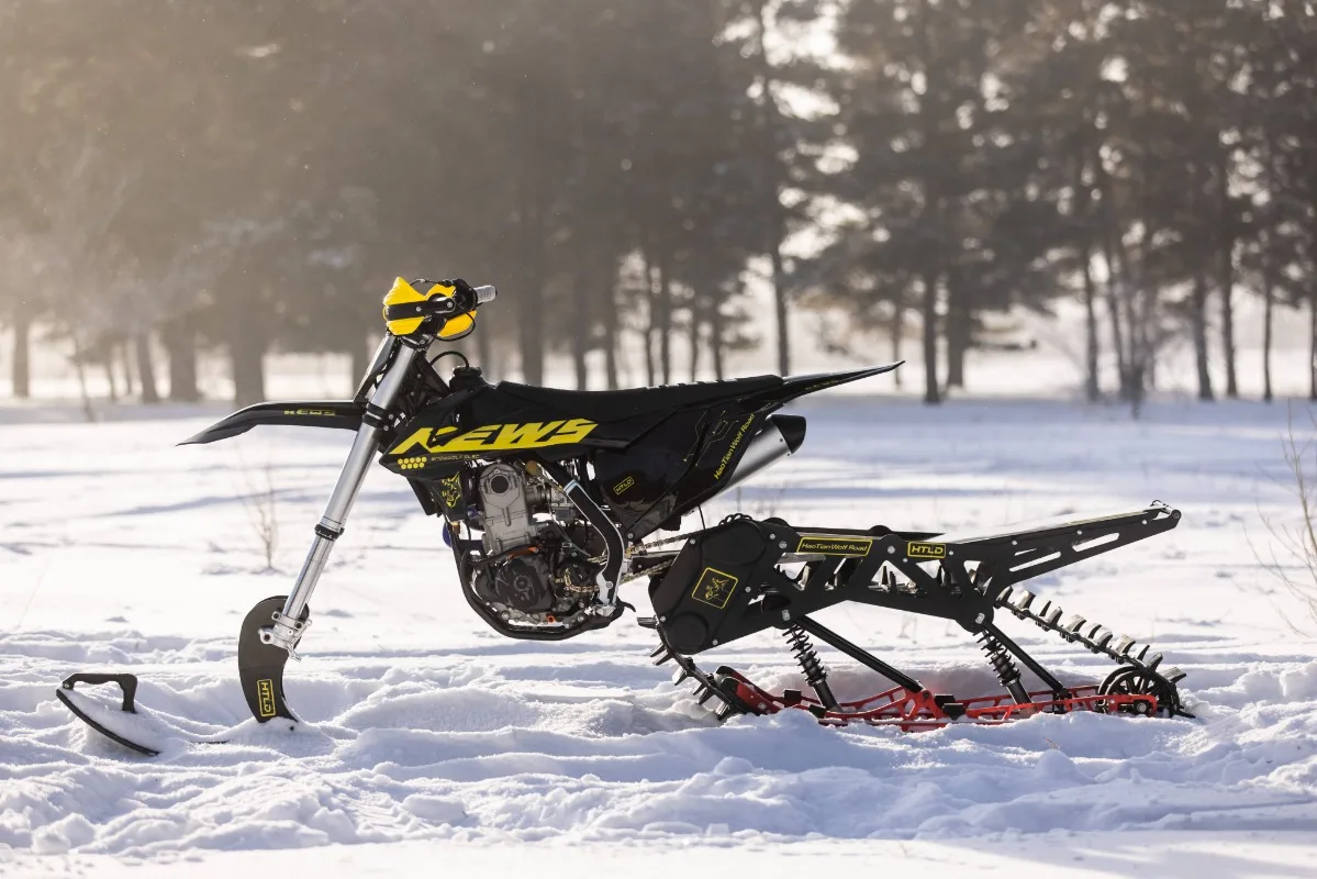 Authentic New Electric Start Fuel Adult Snowmobile for Snows Games