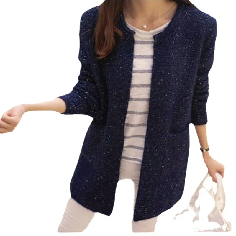 سترة نسائية محبوكة جديدة متوسطة وطويلة لخريف 2025 سترة علوية عصرية سترة موهير حلوة وطازجة للنساء