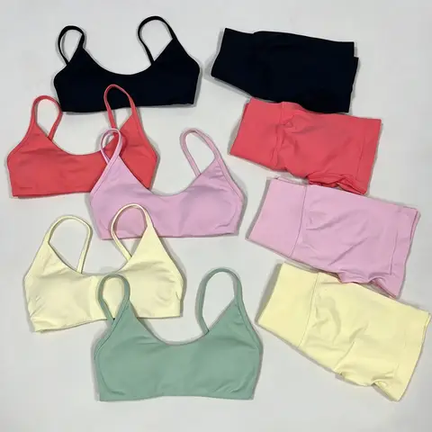 Denyf 2PC Set For Woman Scoop Neck Sports Bra Seamless Scrunch Yoga Shorts Set Backless Fitness Workout Set Gym Clothes Outfits