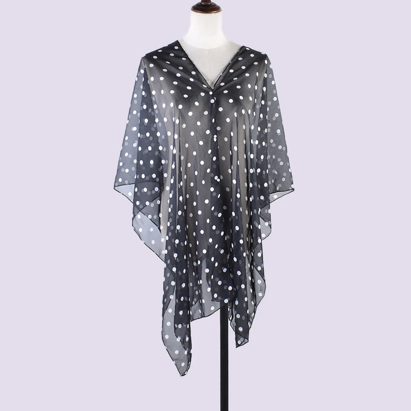 Wholesale of summer women\'s thin sun protection clothing with polka dot print chiffon shawl, pearl button beach towel