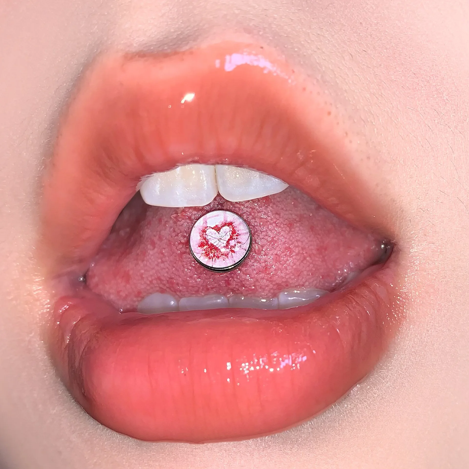 Two-color Red Pink Gradient Love Tongue Nail Drinkable Titanium Steel Drip Oil Punk Tongue Rings Piercing Jewelry