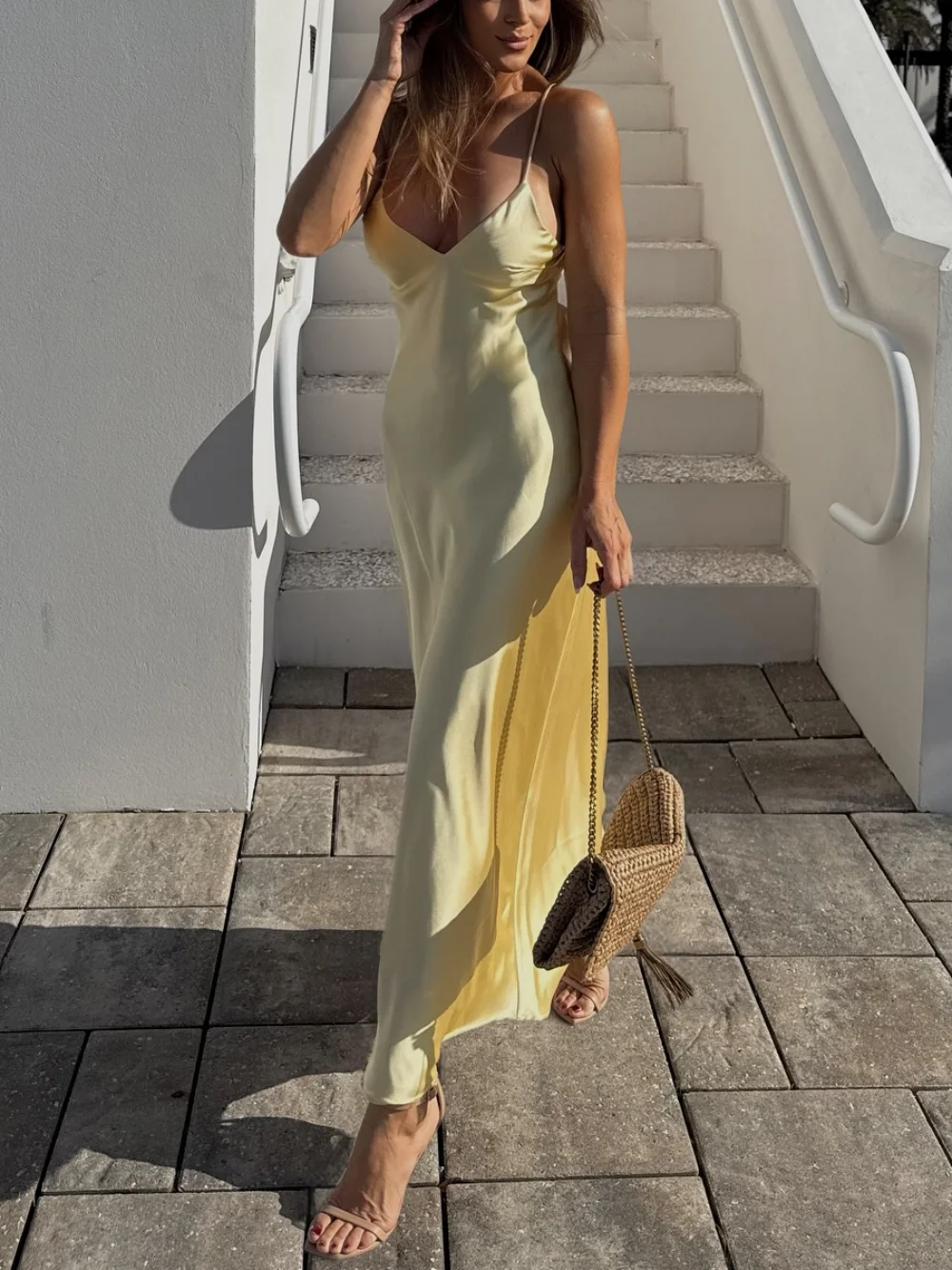 

Women's Summer Sexy Sleeveless V-Neck Backless Midi Dress with Rear Zipper Slim Fit Elegant Sling Dress for Beach Party