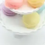 

1Pcs Dollhouse Mini Cake Tray Model Simulation Miniature Cake Stand Ornament Toys Scene Decoration Doll House Accessories