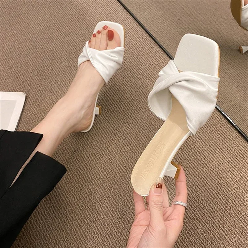 

Net Red Stiletto Sandals and Slippers Women's 2023 New All-match Fashion Temperament Retro One-word High-heeled Sandals Pumps