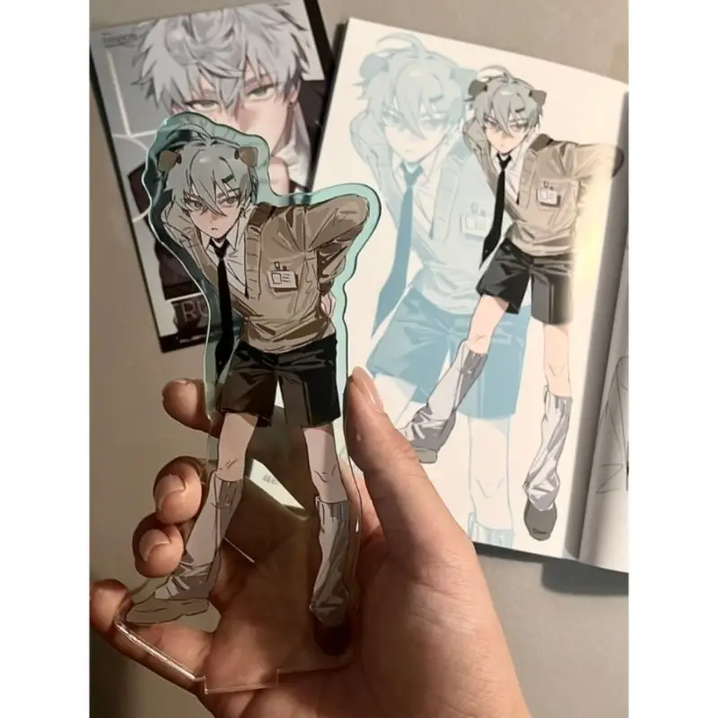 

Щенок «Alien Stage» по акриловой стоячей вывеске – это популярный предмет украшения рабочего стола.