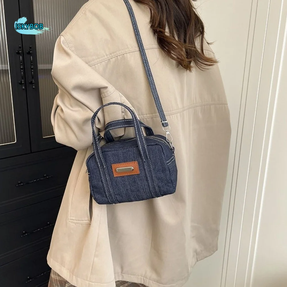 

Винтажная квадратная джинсовая сумка через плечо в стиле Y2K, женская сумка в уличном стиле, большая вместительная однотонная сумка-кроссбоди, уличная мода