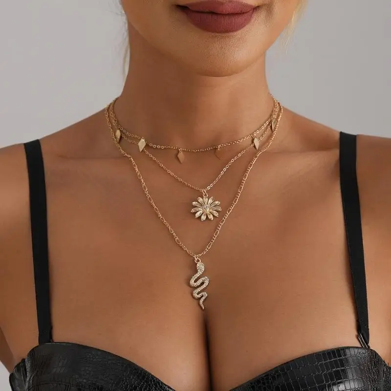 A52E Modern 4 Layer Necklace Featuring Snake Designs and Chokers Chain for Women