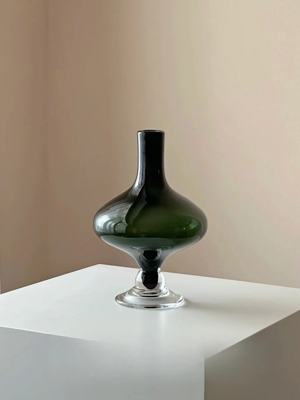 Green glass fine mouth higher education flower ware niche design bottle water raising glass vase soft decorative ornament