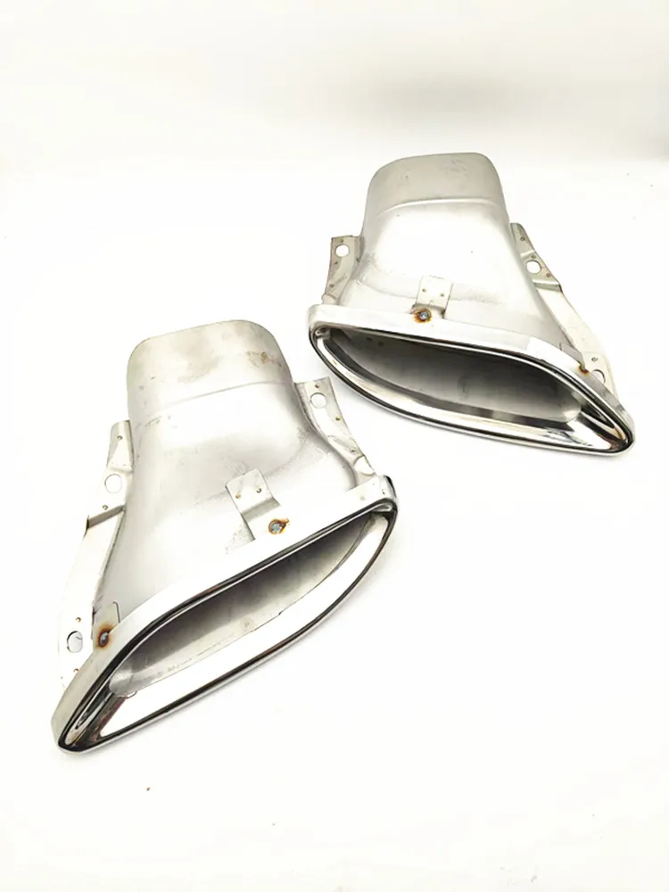 

OE: A2134900327 A2134900427 Exhaust Pipe Tailpipe Trim Cover for Benz L or R W213 E180 E200 E260 E300 E320 E350