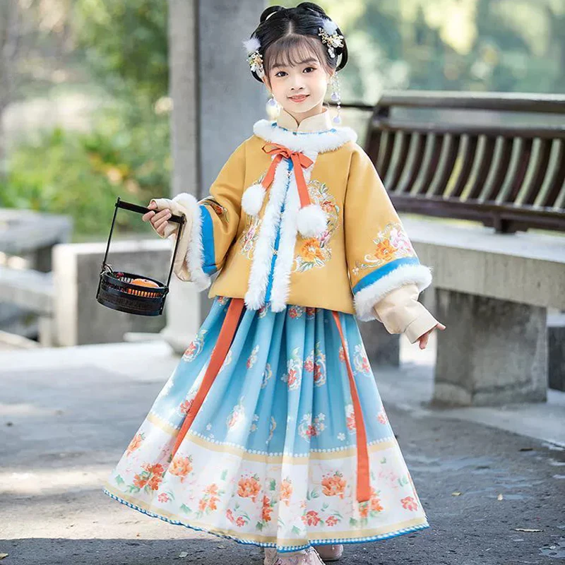 

New Original Children Girls Winter Warm Hanfu Ancient Fairy Costume Quilted Dress Set Kids 2026 Chinese New Year Clothing