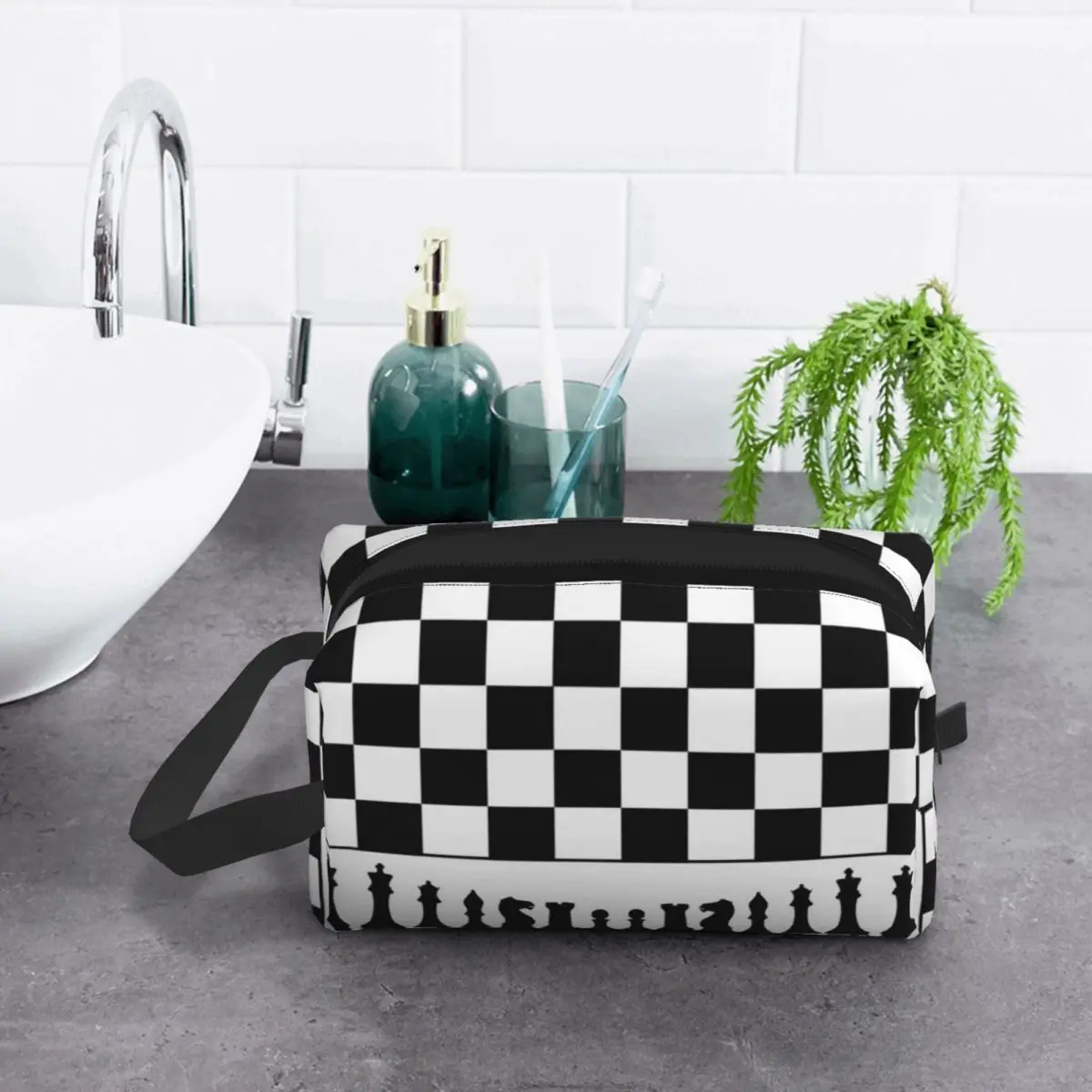 Chess Board Black And White Grid Checkered Makeup Bag Cosmetic Organizer Storage Dopp Kit Toiletry Cosmetic Bag for Women Beauty