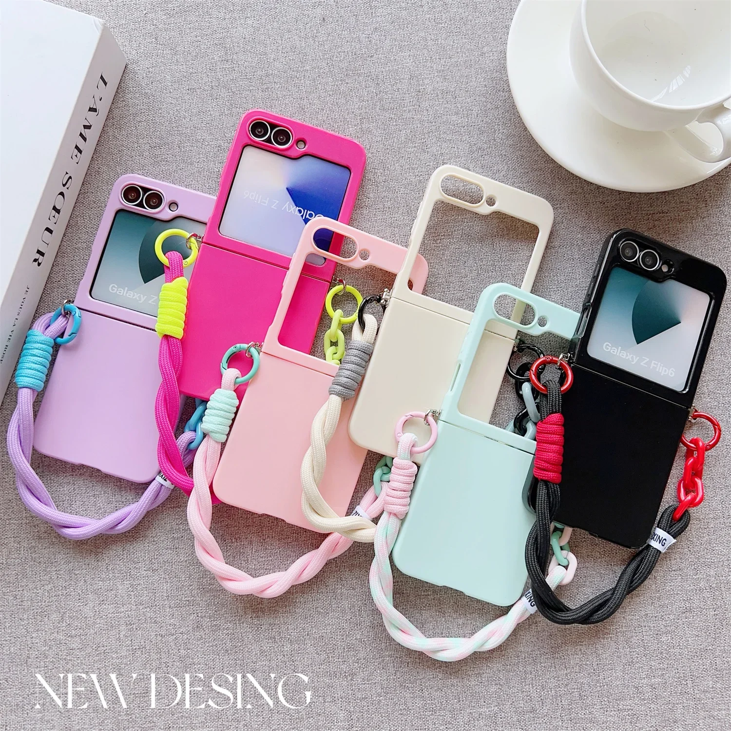 Mit Handschlaufe Schlanke Handyhülle für Samsung Galaxy Z Flip 6 5 4 Flip6 Flip5 Flip4 5G Cute Candy Solid Schutzhülle