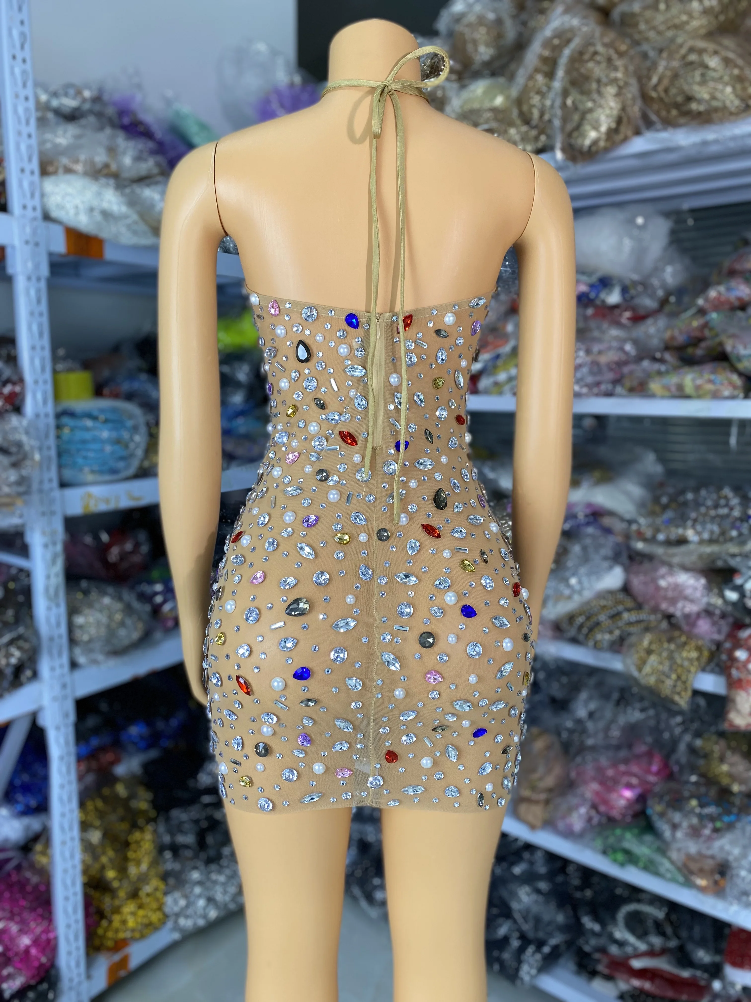 女性の高級カラフルなラインストーンメッシュボディコンミニドレス高弾性イブニングクラブパーティーナイトバー DJ ゴーゴードレスステージ衣装