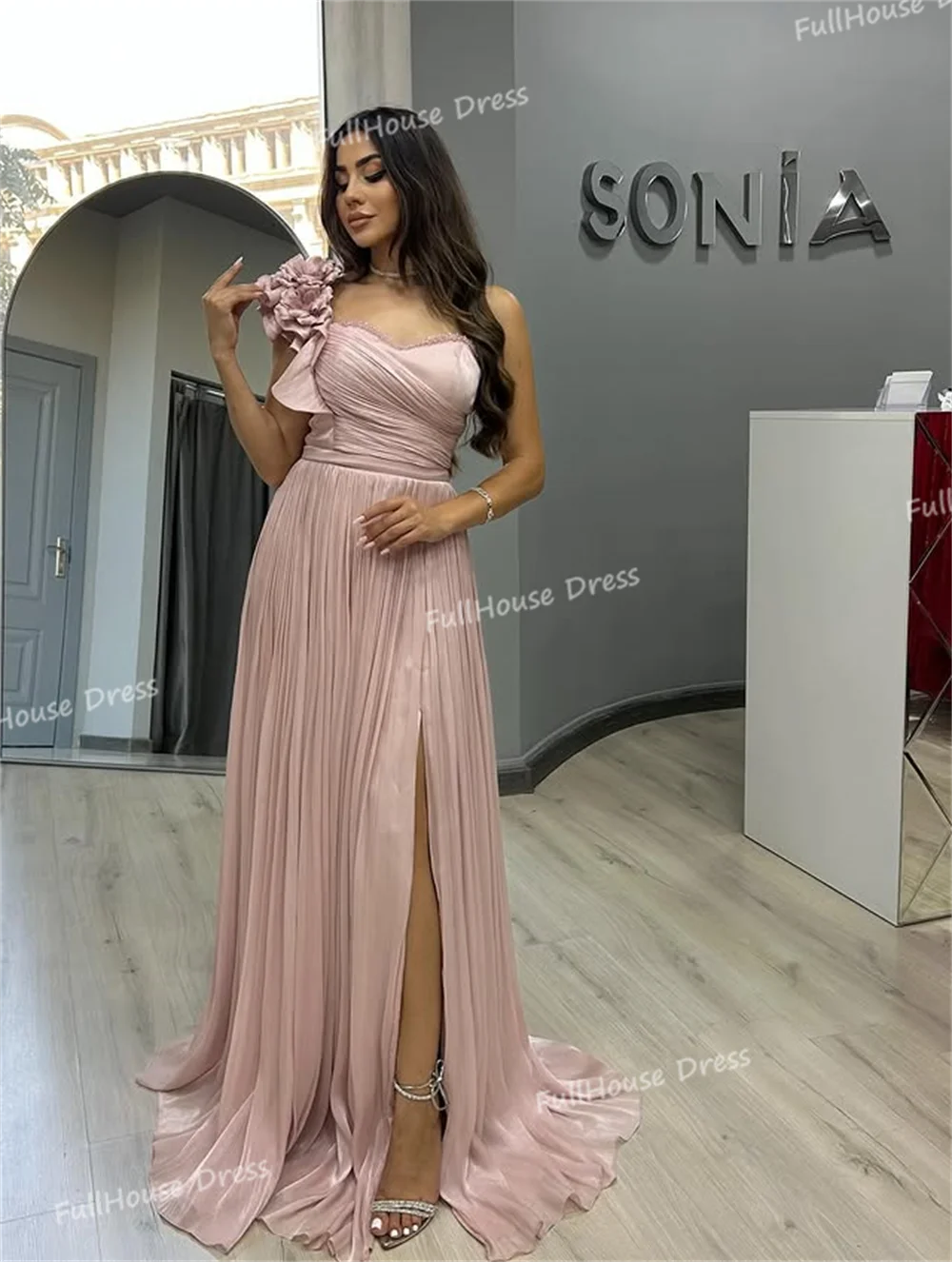 فستان سهرة طويل أنيق مصنوع حسب الطلب بياقة على شكل قلب مطوي على شكل حرف a للحفلات الراقصة مزين بالزهور بدون ظهر وفتحة جانبية مع محكمة سويب