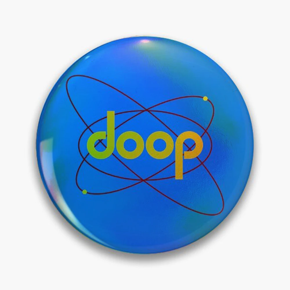 Doop Logo - Futurama Pin Holographic Star Heart Pin Brooches Laminated Button Fashion Accessory