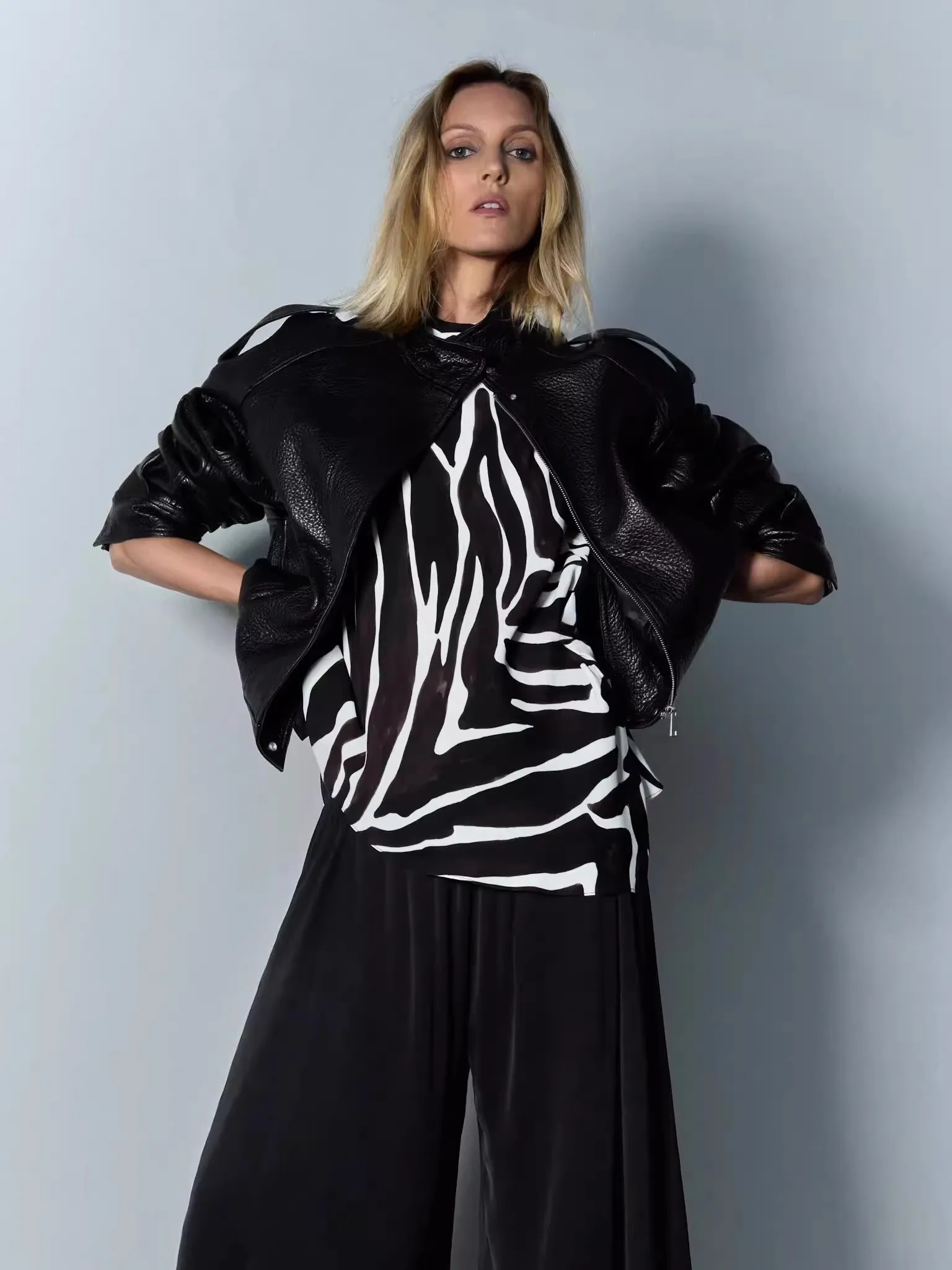 New 2025 Autumn Women's Bla PU Leather Pilot Jaet Coat ZW Series Commute Sle Loose Fit Antibacterial Long Sve