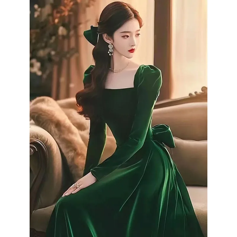 Autumn Winter 2025 Fashion Beautiful Golden Velvet Women Vintage Dress High-quality Elegant Versatile Dresses Ladies Vestidos