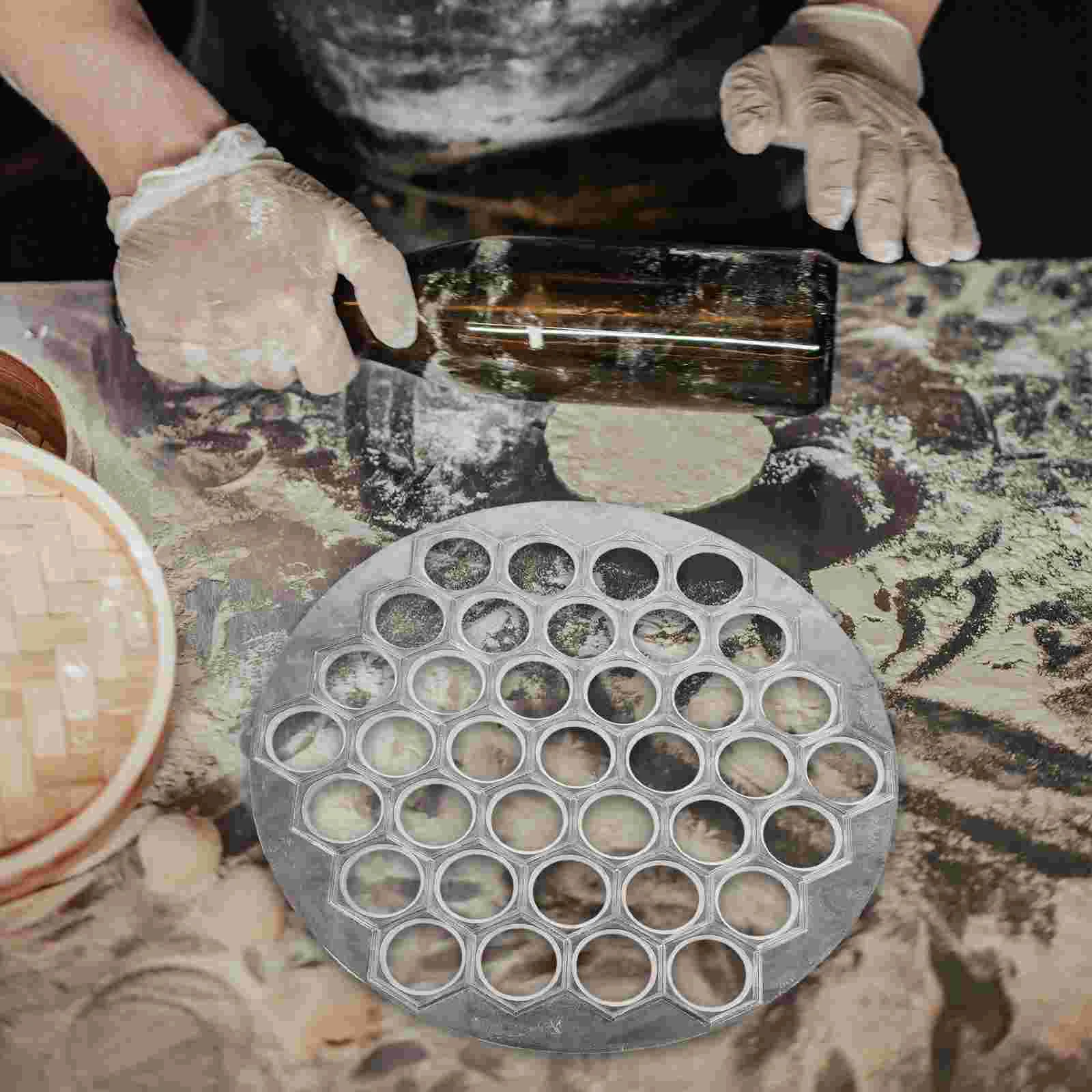 Legering Dumpling Maker Ravioli Making Mold Mold Kitchen Tool voor Home Restaurant (Zilver) dumplings Making Mold