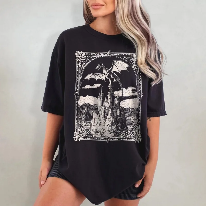Dark Medieval Fantasy Style, Castle Style Pattern Retro Unisex Harajuku Style Trendy Street T-shirt Suitable for All Seasons