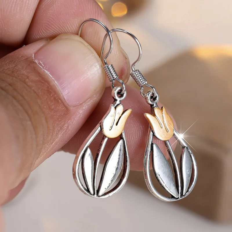 2026 European and American Countryside Style Tulip Earrings with Antique Texture, Hollowed Out Flower Leaves and Accessories