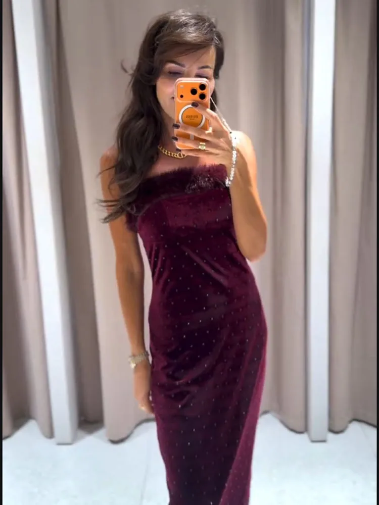 ชุดเดรสกำมะหยี่ประดับลูกปัดแฟชั่นผู้หญิง HH ชุดเดรสเซ็กซี่เปิดหลังไม่มีแขน ตกแต่งด้วยขนเฟอร์เทียม ชุดเดรสซิปสำหรับผู้หญิง ชุดราตรีหรูหรา