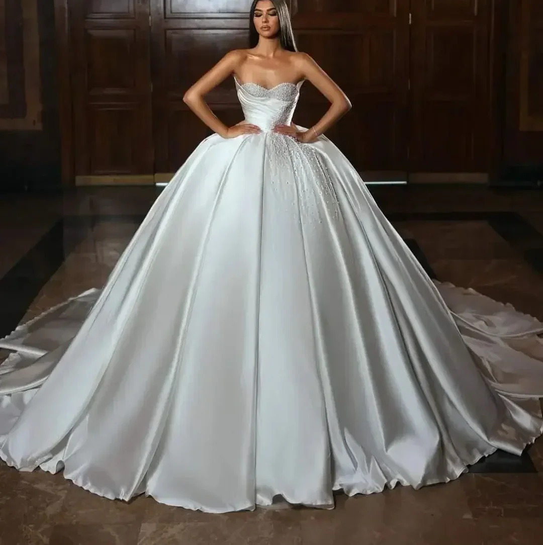 New Puffy Wedding Dresses 2026 Sweetheart Beading Pearls Court Train Satin Arabic Dubai Bridal Bride Gowns Vestidos De Noiva