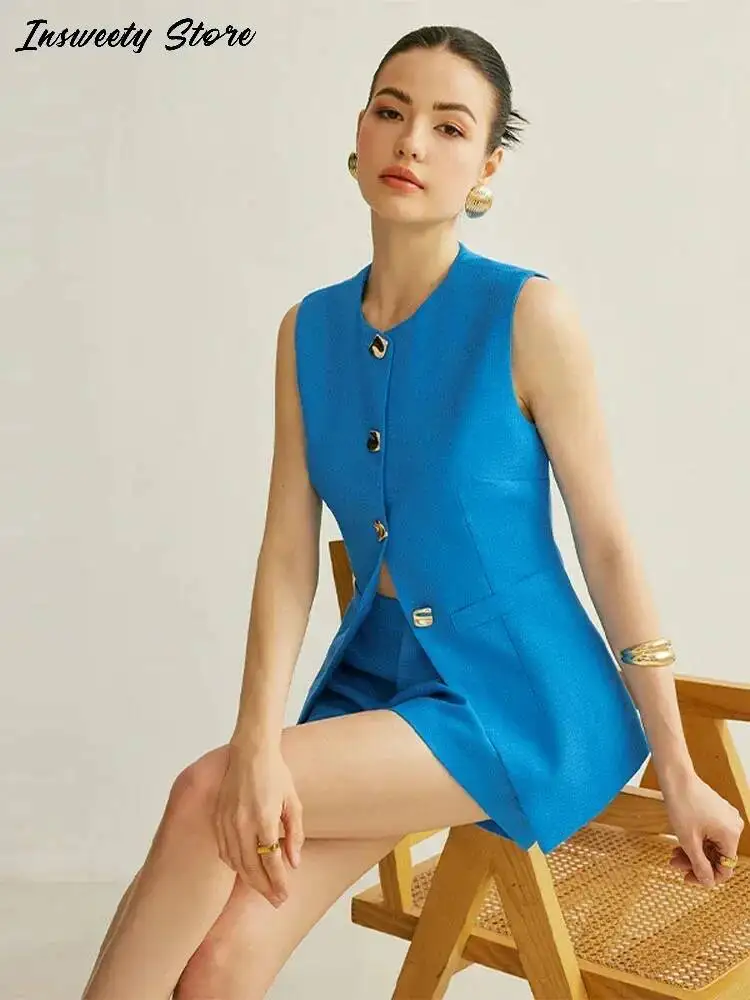 ชุดเสื้อคลุมแขนกุดทรงสลิม กางเกงขาสั้นเอวสูง ผู้หญิง เสื้อคอโอ กระดุมแถวเดียว ชุดสูทผู้หญิงสุดหรู ใหม่ล่าสุด ซัมเมอร์ 2025