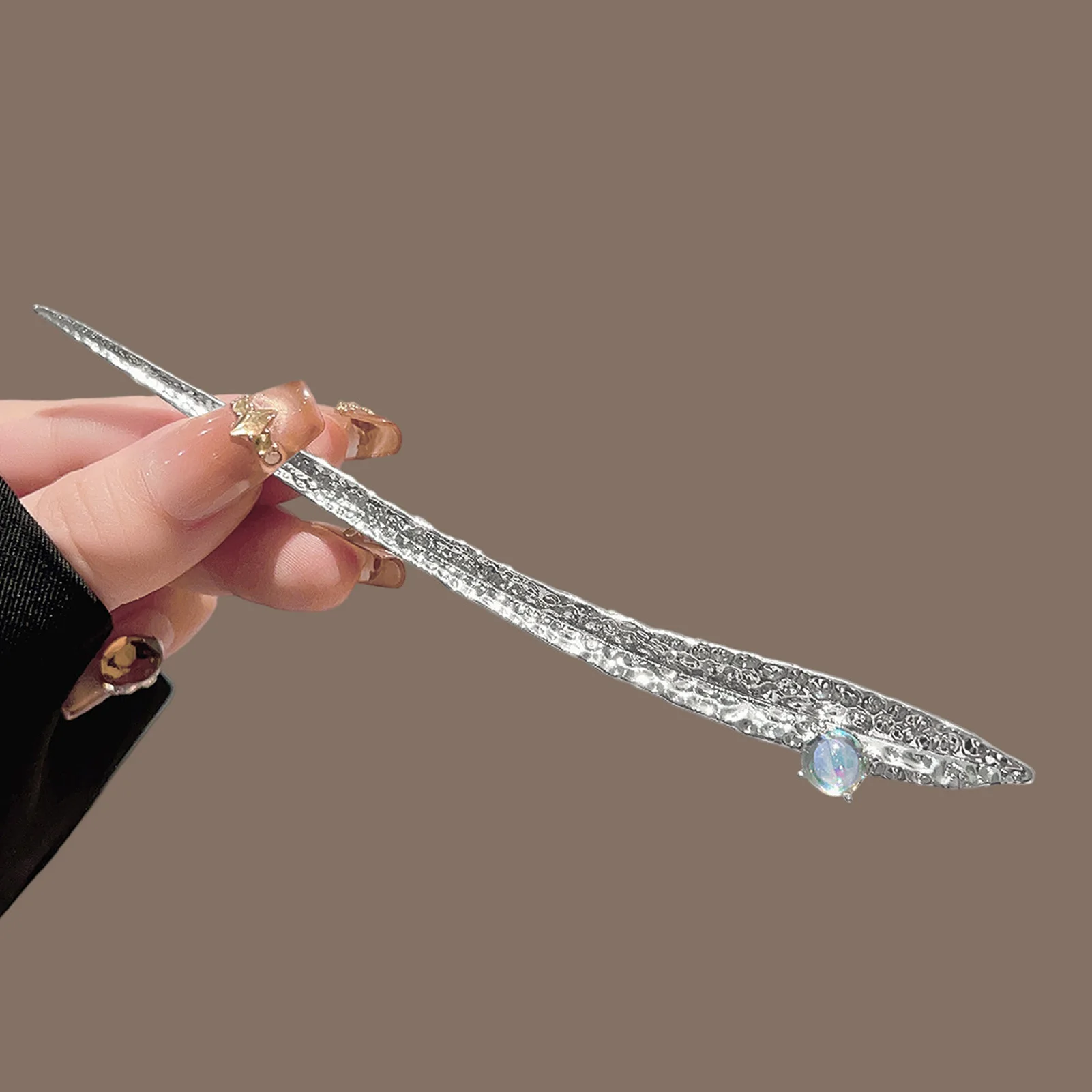 Moonstones Hairpin for Women Elegant Alloy Hairpin for Women Weddings Festivals and Photoshoots view 4