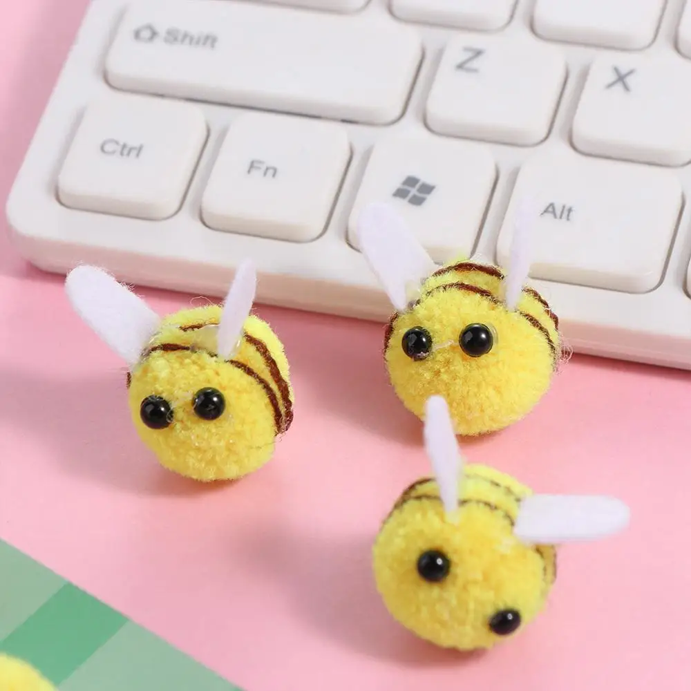 10pcs Handmade Material Yellow Wool Felt Little Bee Creative Felt Ball Artificial Bees Crafts Cute Mini Bee Clothing Decor
