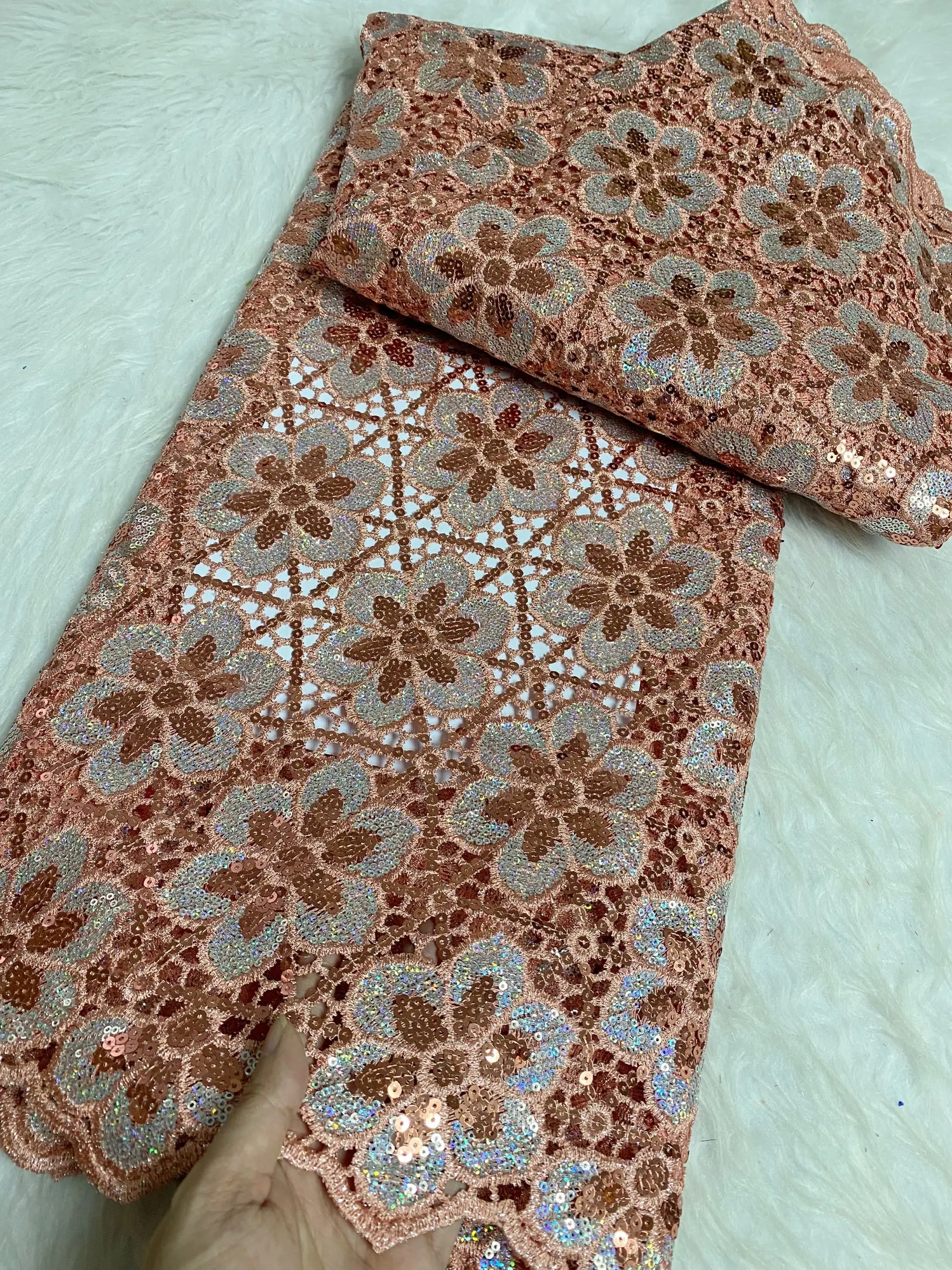 

2025 африканская нигерийская высококачественная сетчатая кружевная ткань с вышивкой, французский тюль с блестками для свадебных платьев, 5 ярдов, JH0065