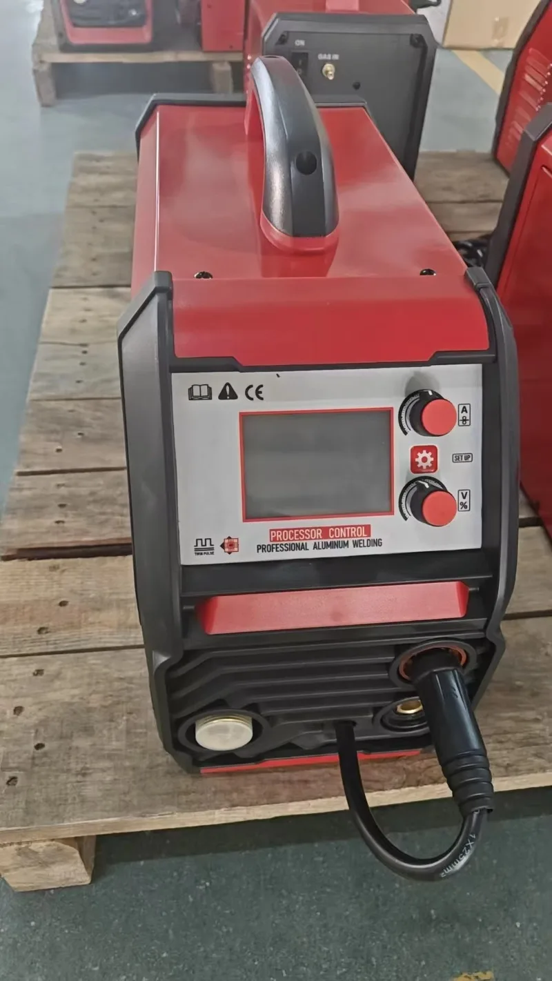 Poney Double Pulse MIG 200DPX    MIG Welder, Multi-process  MIG /TIG /MMA Welding Machine, LCD Display, Synergic Control