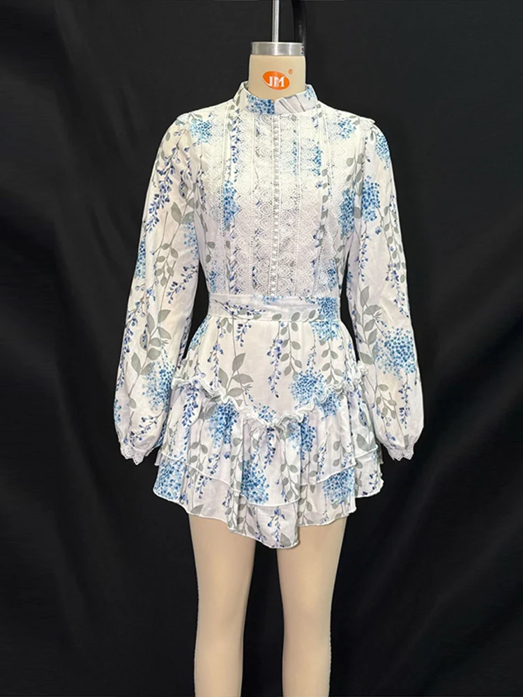 Bedrucktes Spitzenkleid mit Rüschen, Kurzkleid für Damen, Street-Style, Stehkragen, Laternenärmel, Schnürung an der Taille, unregelmäßiger Saum – Detail 3