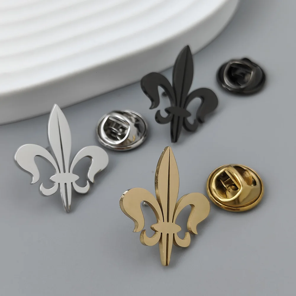 Retro Baroque gold-plated badge, silver fleur-de-lis collar brooch, black lapel pin, nameplate suit accessories set, men\'s gift