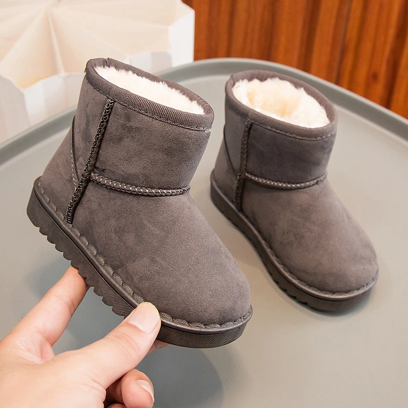 Kinder Schneestiefel Prägnanter Stil Plüsch Chunky Winter Kinder Kurzstiefel Einfarbig Slip-on Unisex Klassische Jungen Mädchen Schuhe 23-36 – Detail 9